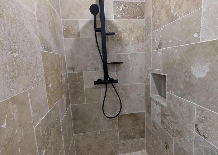 Des Ecuries De Rougemare * Pierrefiques